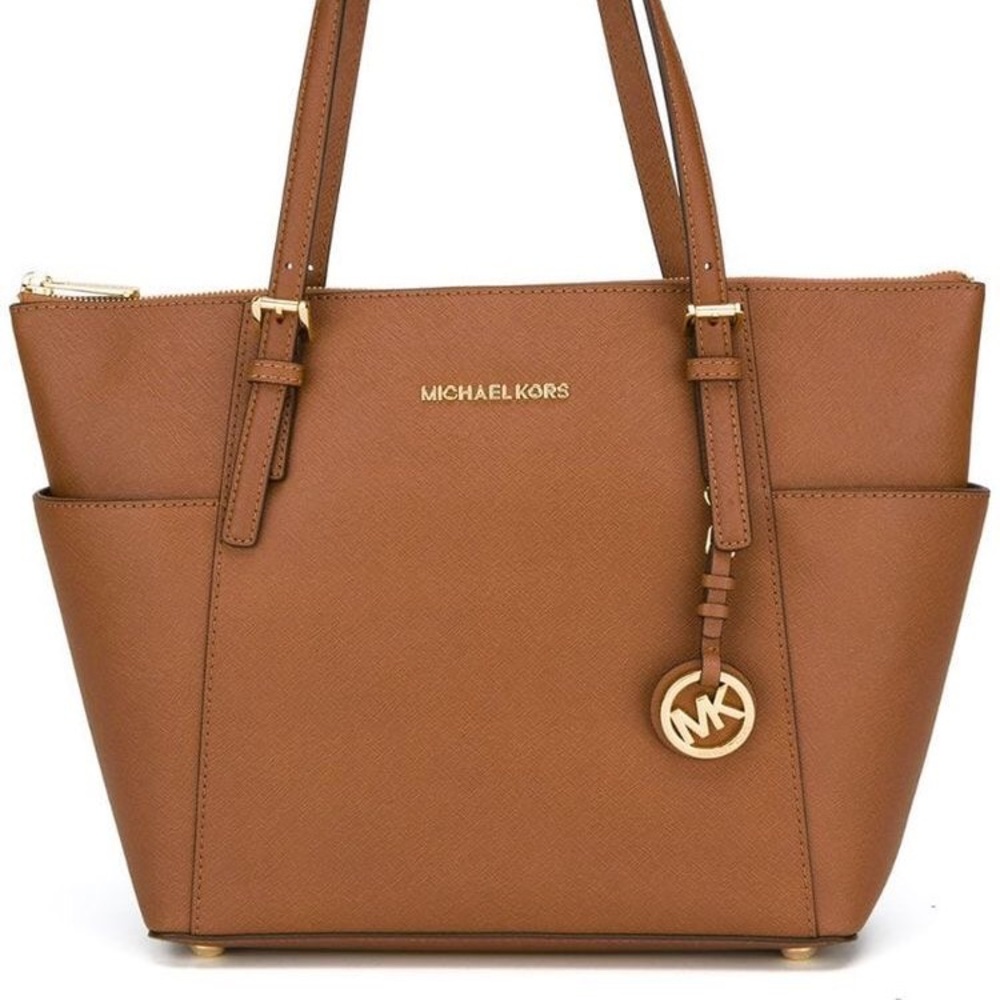 EUC Michael Kors Jet Set Large Tote - Tan